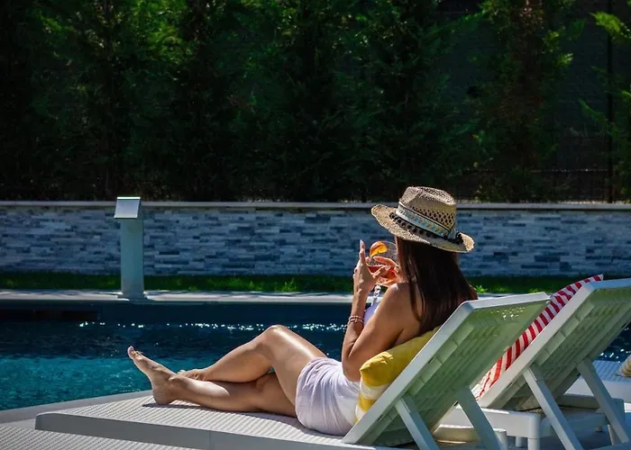 Villa Isabel Con Piscina Moderna E Area Benessere *