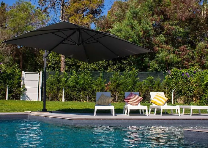 Isabel Con Piscina Moderna E Area Benessere Villa *