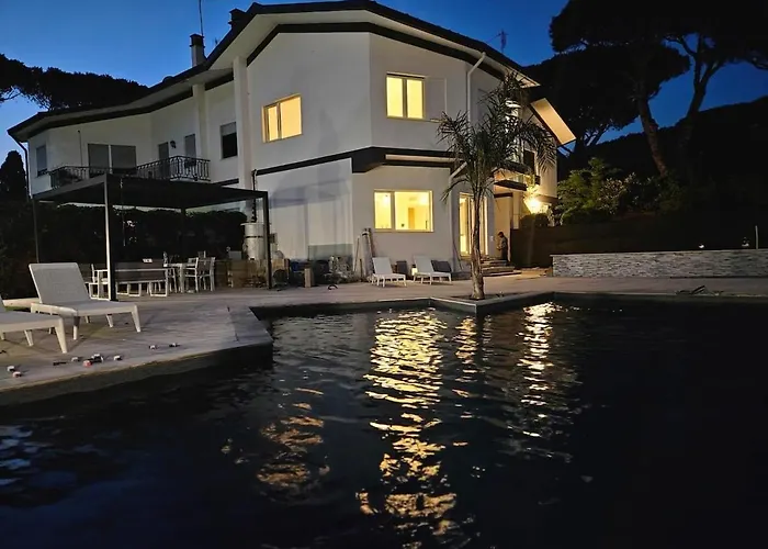 Villa Isabel Con Piscina Moderna E Area Benessere Rome